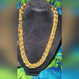 Vintage Monet Chunky Gold-tone  Round Weaven Chain NecklaceEUC (ALREADY CLEAN)